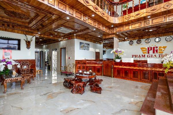 Отель Khach San Pham Gia Дананг Экстерьер фото