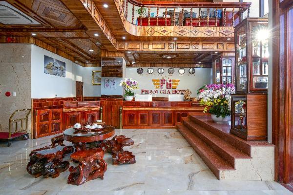 Отель Khach San Pham Gia Дананг Экстерьер фото